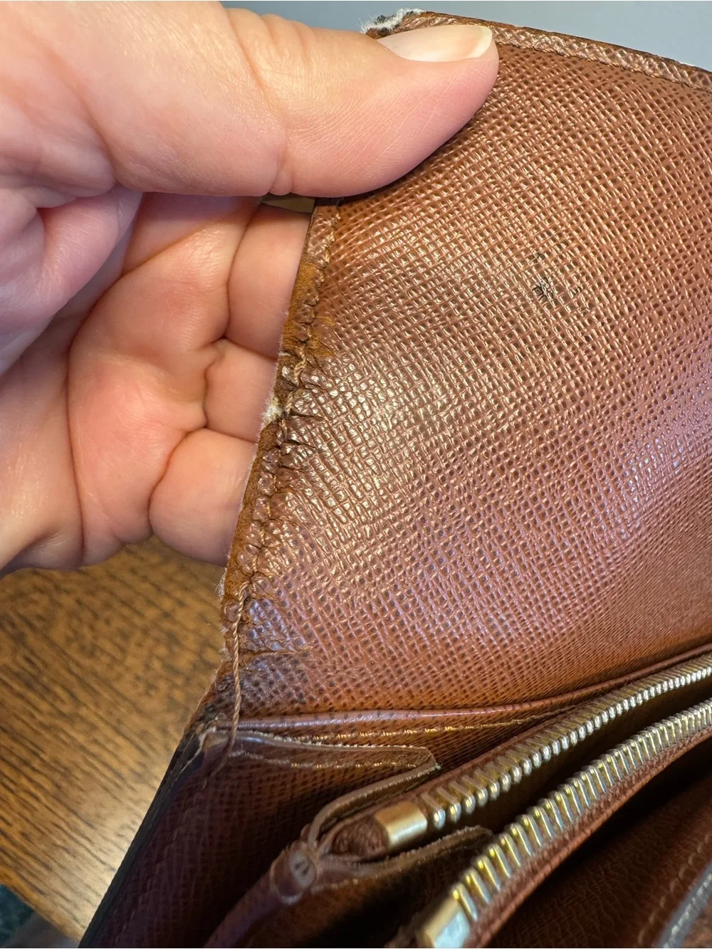 Louis Vuitton Vintage Monogram Sarah Long Wallet w/COA